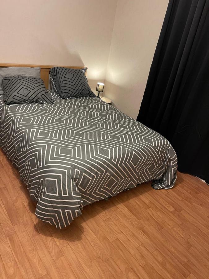 Maison Meublee Avec Parking Moulins Kültér fotó